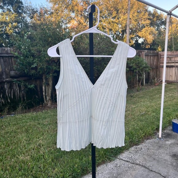 Vince Crushed Double V Neck Pleated Top in Blue Size XS - Picture 2 of 9